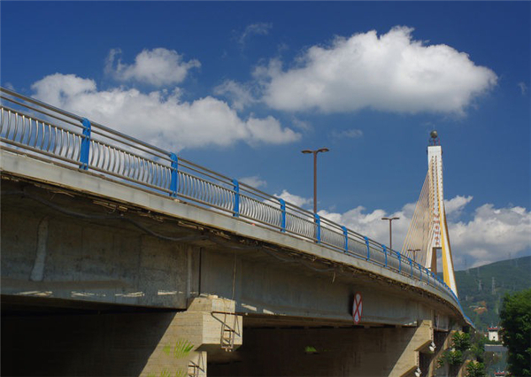 南充304不锈钢桥梁护栏：安全、耐用与美观的完美结合